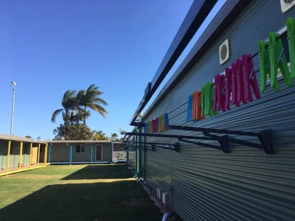 Palm Tree Backpackers Hostel Bundaberg Exterior foto